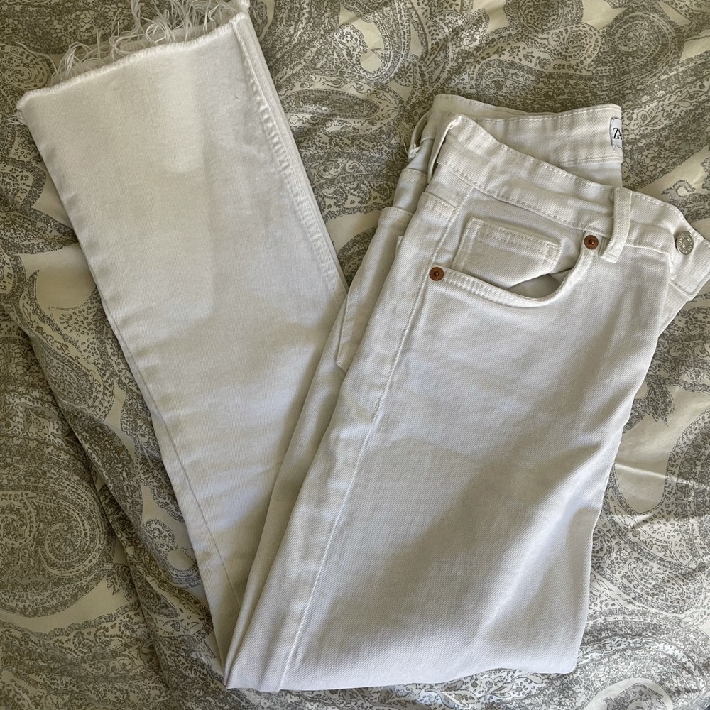 White Zara jeans